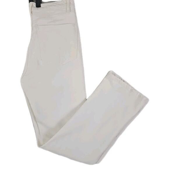 ZARA ~Woman Size 6~ White Straight Leg Hight Rise Jeans Cotton Blend. - Picture 3 of 14